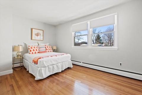 7 Colonial Ct, Marblehead, MA 01945 photo 19