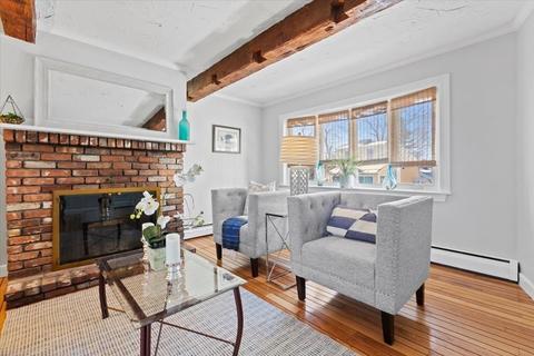 7 Colonial Ct, Marblehead, MA 01945 photo 4