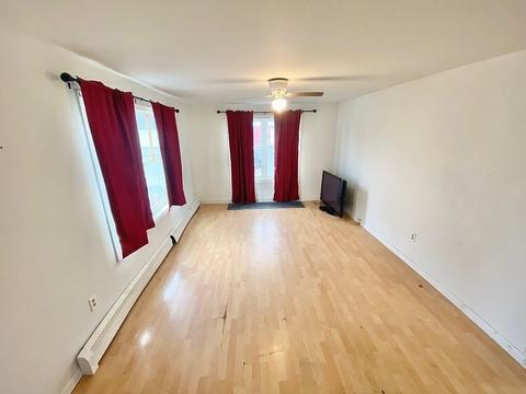 20 Hancock St, Fall River, MA 02721 photo 3