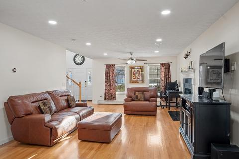 12 Dove Rd, Hooksett, NH 03106 photo 3