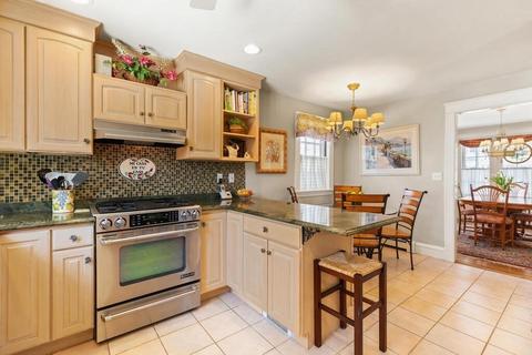 87 Coolidge Ave, Needham, MA 02492 photo 9