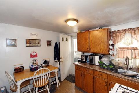 144 Choate St, Fall River, MA 02723 photo 8
