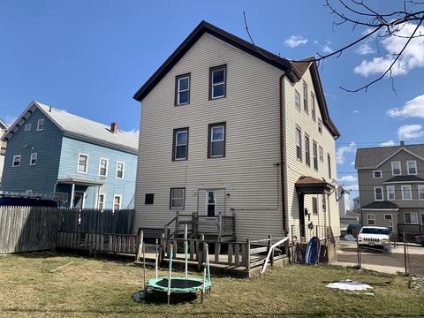 173 Mott St, Fall River, MA 02724 photo 2