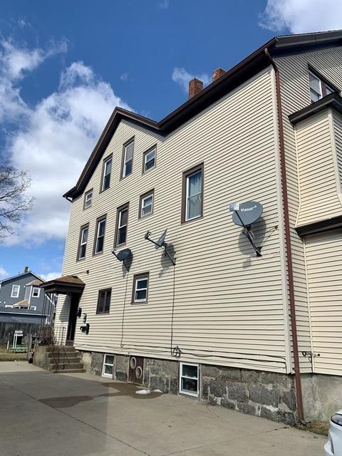 173 Mott St, Fall River, MA 02724 photo 4