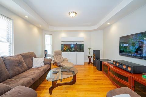 52 Windsor St, Worcester, MA 01605 photo 9