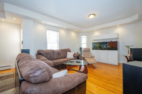 52 Windsor St, Worcester, MA 01605 photo 8