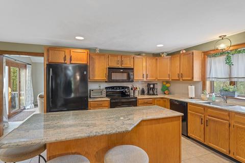 547 Hill St, Raynham, MA 02767 photo 7