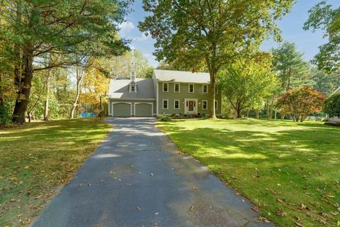 547 Hill St, Raynham, MA 02767 photo 3