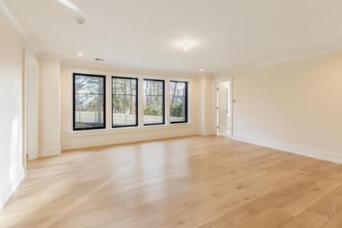 177 Jarvis Cir, Needham, MA 02492 photo 13