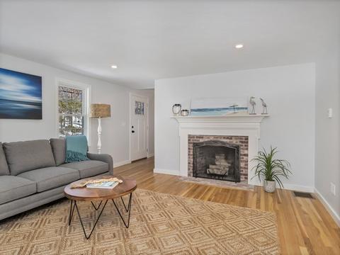1376 Old Post Rd, Barnstable, MA 02648 photo 3