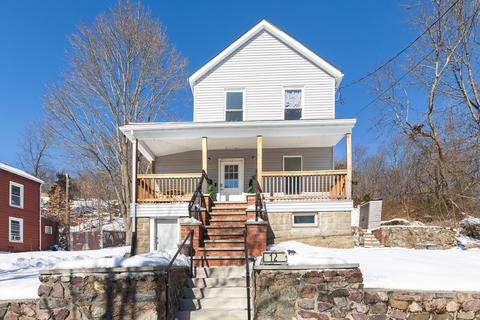 12 Riverview Ave, Saugus, MA 01906 photo 1