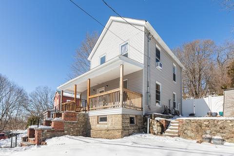 12 Riverview Ave, Saugus, MA 01906 photo 2