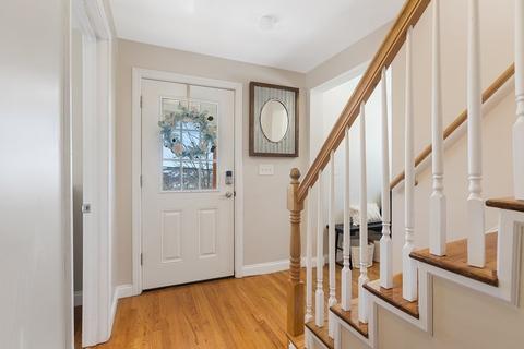 12 Riverview Ave, Saugus, MA 01906 photo 5