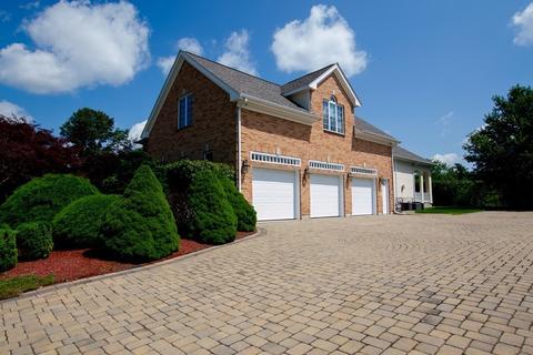 12 Cherokee Rd, Canton, MA 02021 photo 3