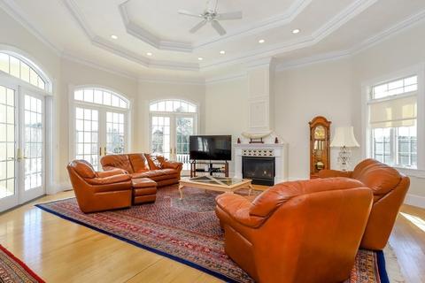 12 Cherokee Rd, Canton, MA 02021 photo 11