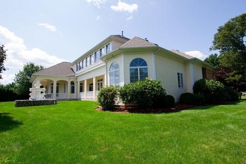 12 Cherokee Rd, Canton, MA 02021 photo 4