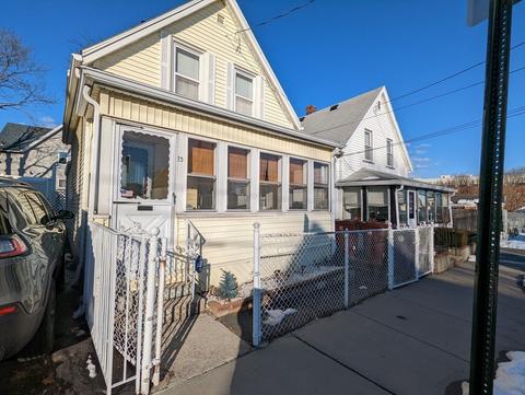 13 Villa Ave, Everett, MA 02149 photo 2