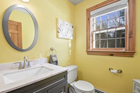 12 Kristopher Ln, Townsend, MA 01474 photo 13