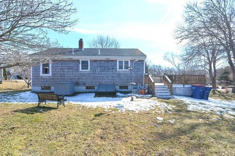 34 Smith St, Fairhaven, MA 02719 photo 7
