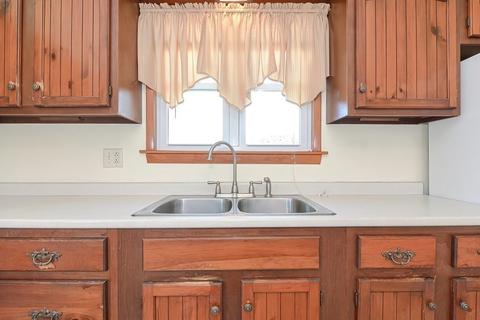 34 Smith St, Fairhaven, MA 02719 photo 19