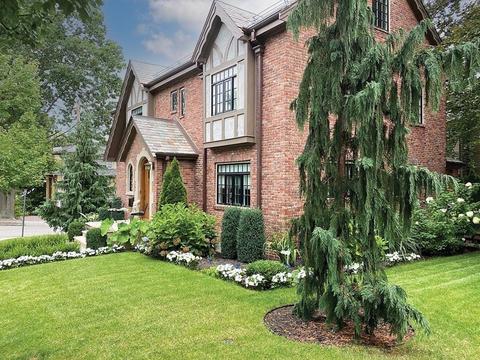 25 Royal Rd, Brookline, MA 02445 photo 2