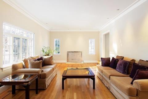 25 Royal Rd, Brookline, MA 02445 photo 5
