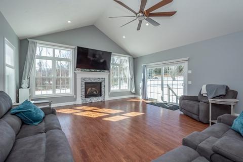 141 Eight Lots Rd, Sutton, MA 01590 photo 13