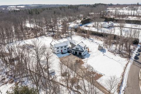 141 Eight Lots Rd, Sutton, MA 01590 photo 1