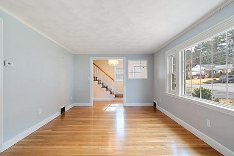 51 Chickering Rd, Dedham, MA 02026 photo 5