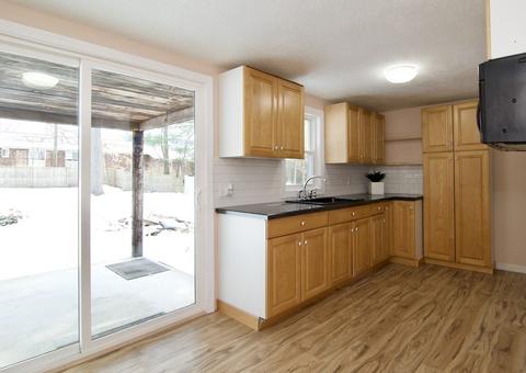 113 Kerry Dr, Springfield, MA 01118 photo 5