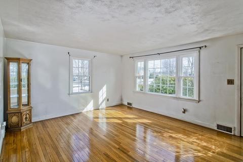72 Kipling St, Springfield, MA 01118 photo 14