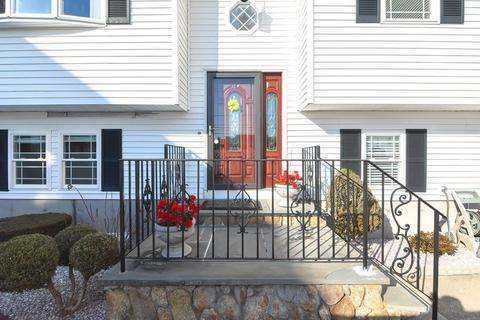 197 Bush St, Fall River, MA 02724 photo 1
