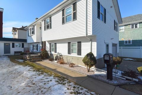 197 Bush St, Fall River, MA 02724 photo 3