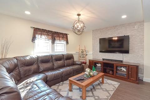 197 Bush St, Fall River, MA 02724 photo 25
