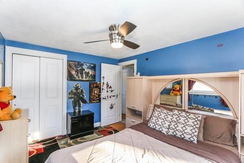 48 Bamforth Rd, Springfield, MA 01118 photo 18