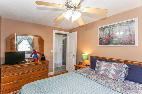 48 Bamforth Rd, Springfield, MA 01118 photo 17