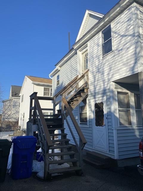 24 Beaudry St, Springfield, MA 01151 photo 3