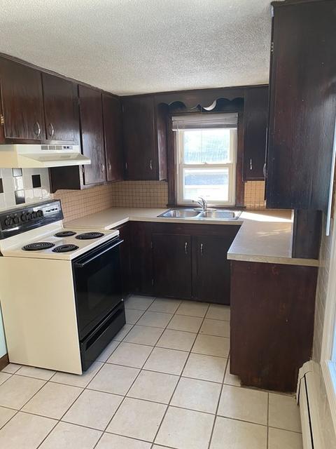 24 Beaudry St, Springfield, MA 01151 photo 11