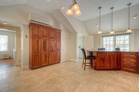 128 Main St, Upton, MA 01568 photo 6