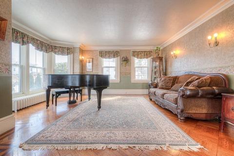 128 Main St, Upton, MA 01568 photo 16