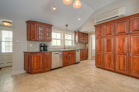 128 Main St, Upton, MA 01568 photo 8