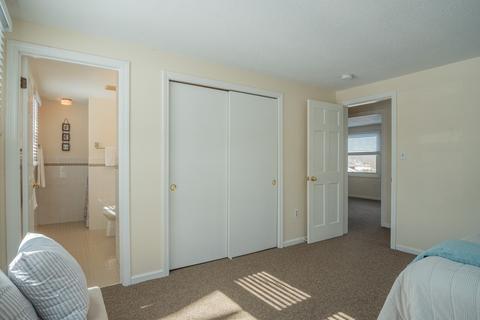 290 Pleasant St, Marblehead, MA 01945 photo 21