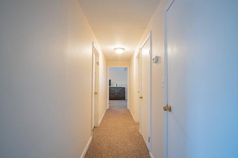 290 Pleasant St, Marblehead, MA 01945 photo 30