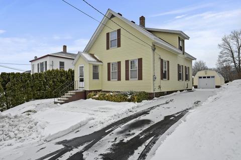 46 Harvard St, Gardner, MA 01440 photo 3