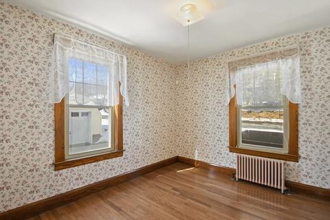 46 Harvard St, Gardner, MA 01440 photo 12