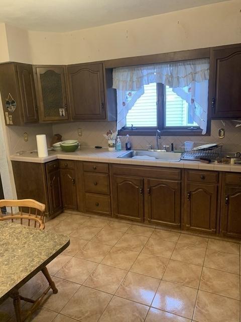 24 Spring St, Everett, MA 02149 photo 4