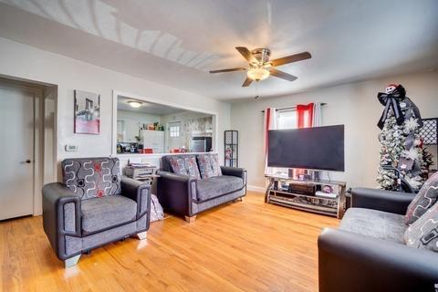 1239 Page Blvd, Springfield, MA 01104 photo 4