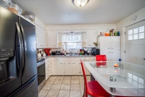 1239 Page Blvd, Springfield, MA 01104 photo 8