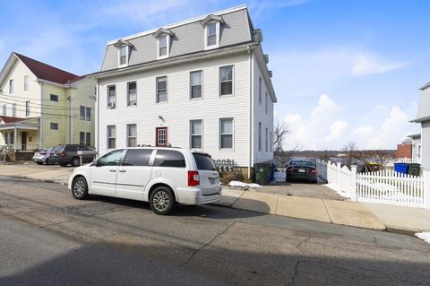 74 Barnaby St, Fall River, MA 02720 photo 4