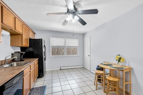 111 Colonial Cir #D, Chicopee, MA 01020 photo 10
